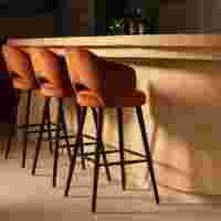 LEDA Milo Barchair Hospitality groot